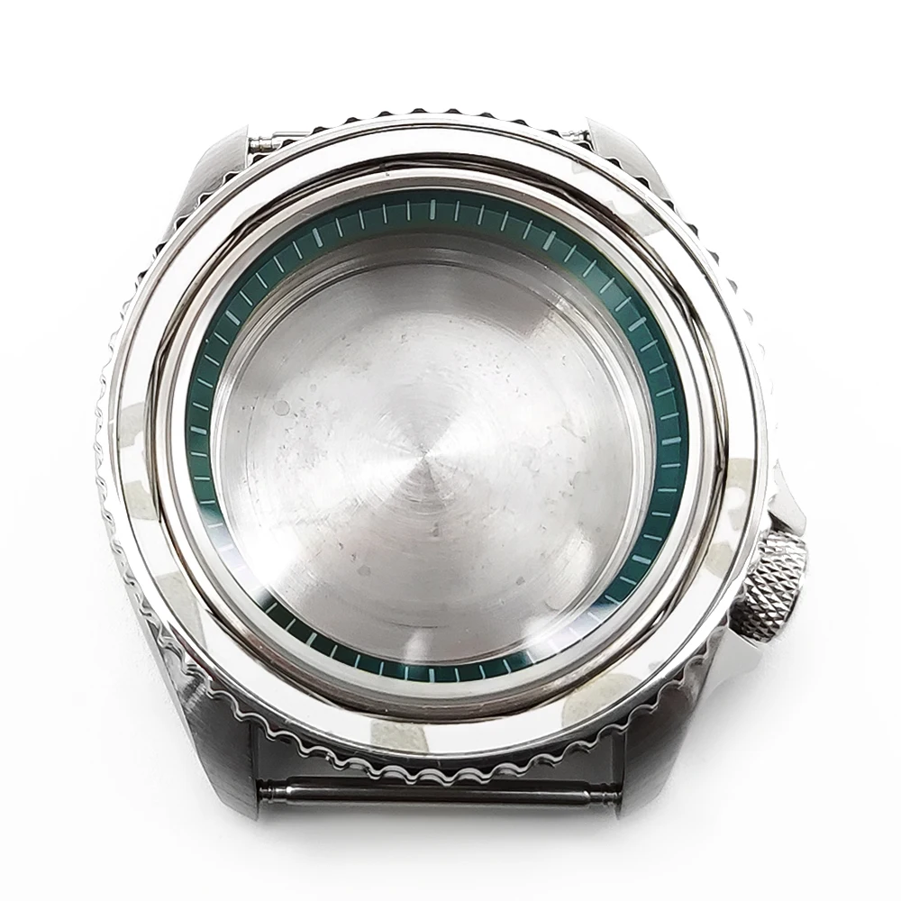 42mm NH35 시계 케이스 사파이어 스테인레스 스틸 경사진 가장자리 50m 방수 케이스는 NH35/NH36 무브먼트 케이스에 적합하며 저자극성입니다.