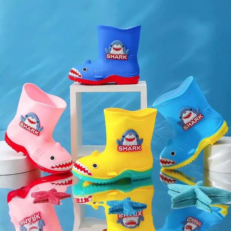 Women's Cute Cartoon Shark Children's Rain Shoes Plastic Anti slip Boys and Girls Waterproof Rain Boots Outdoor Water Shoes