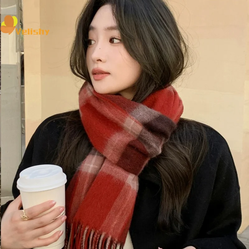 

Classic Large Plaid Scarf For Men And Women Couples Korean Style Versatile Warm Neck Scarf Fashionable Gift