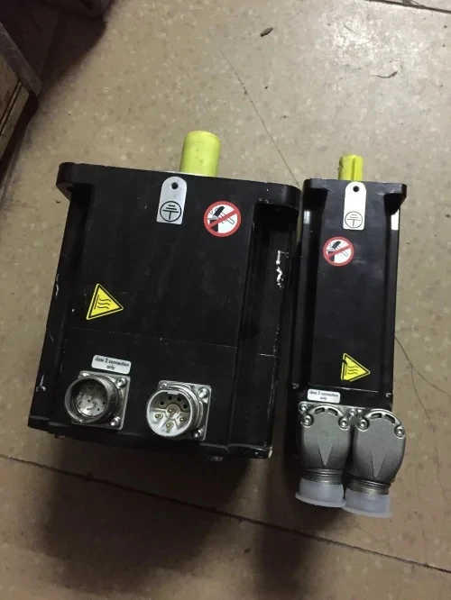 BMH1401P21A1A   SERVO MOTOR ,  In good working condition, free shipping    a