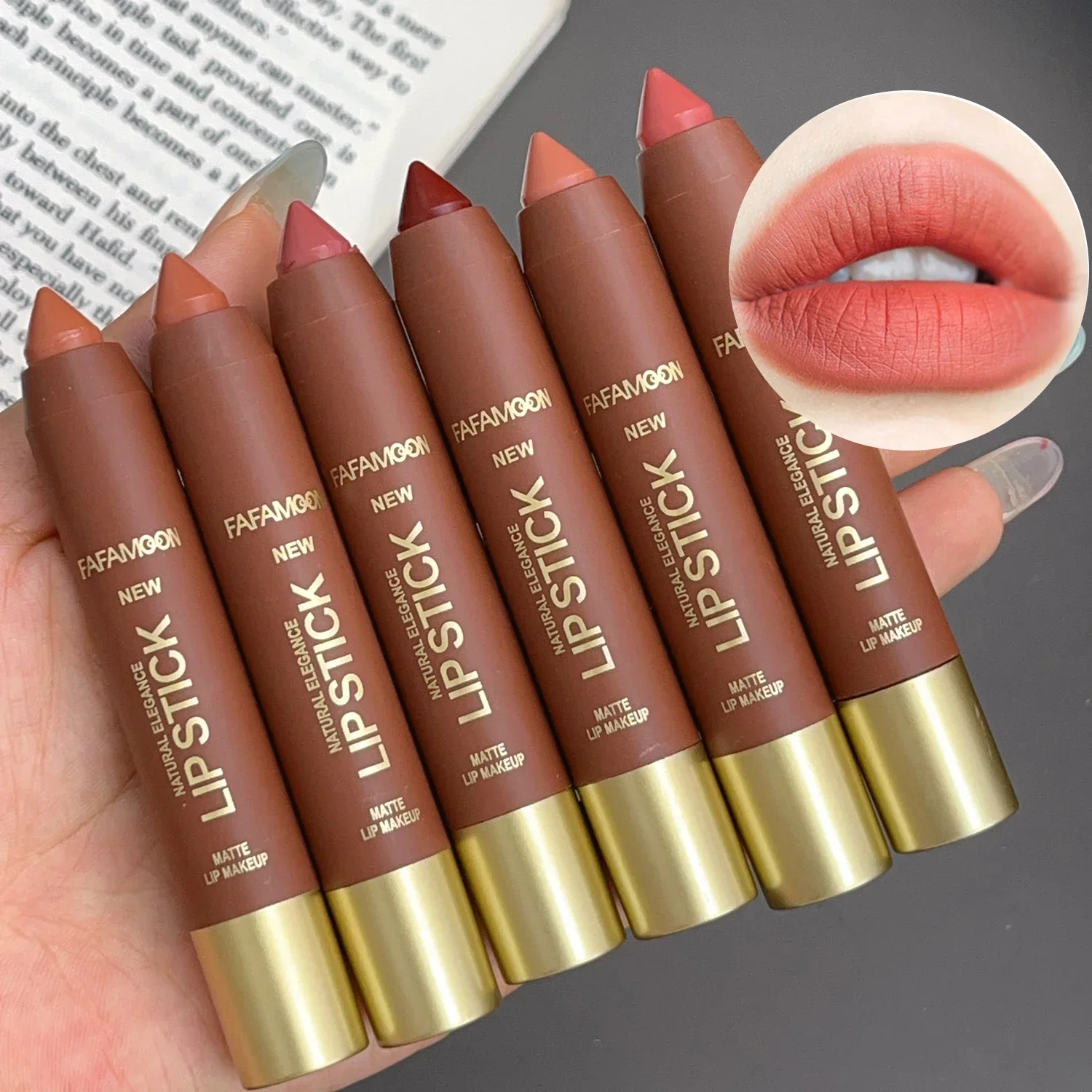Matte Naakt Lip Liner Waterdicht Niet-plakkerig Zacht Mat Lipkrijt Gemakkelijk te dragen Contouring Lipliner Overzicht Tint Potlood Cosmetisch