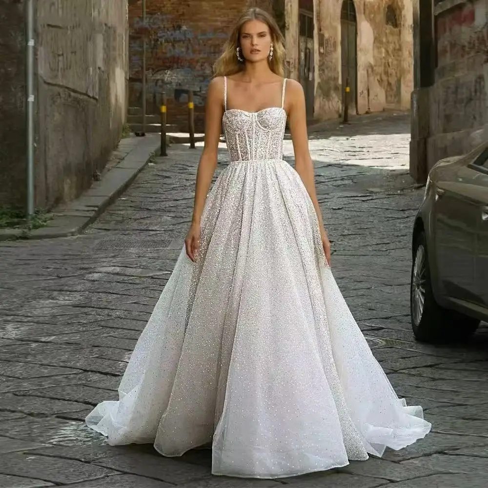 

Sweetheart Wedding Dresses for Bride Spaghetti Straps Backless Pleat Court Train Robe De Mariee Customized