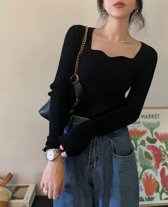 Eleganza francese Chic Wave Cut Sexy Collo quadrato a maniche lunghe Maglia Top Donna Primavera Autunno Dolce Camicia base sottile Pulloves Top