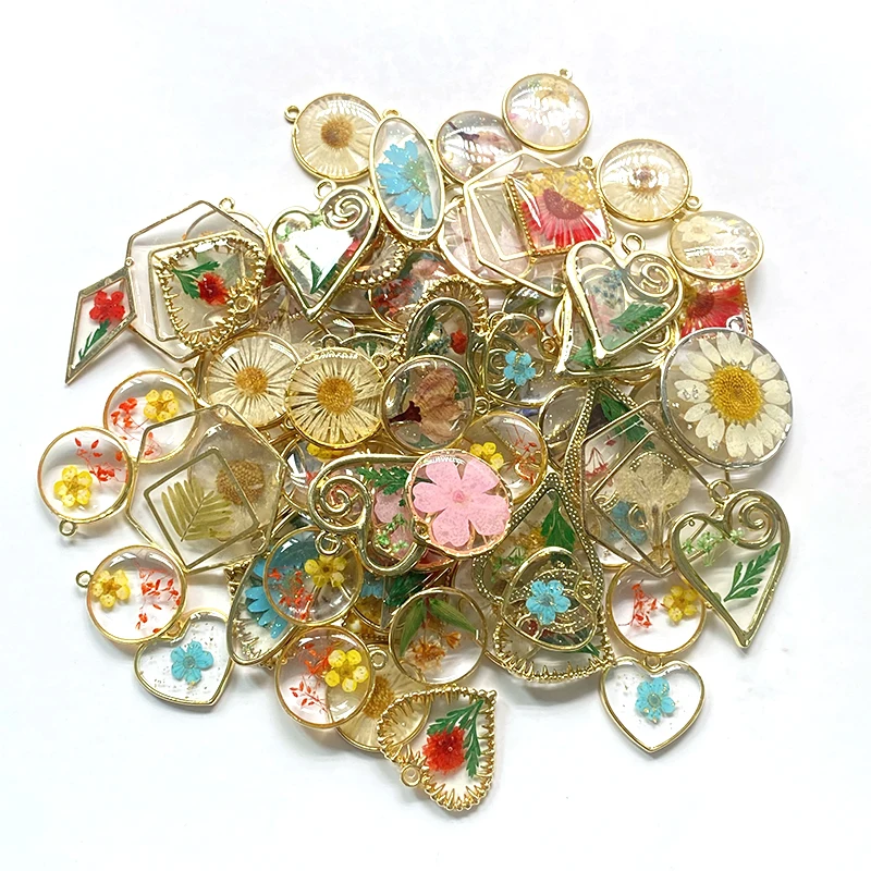 السائبة بالجملة 5/10/30 قطعة المجففة زهرة سحر الكثير شكل القلب جولة الزهور الصناعية قلادة لصنع المجوهرات قلادة