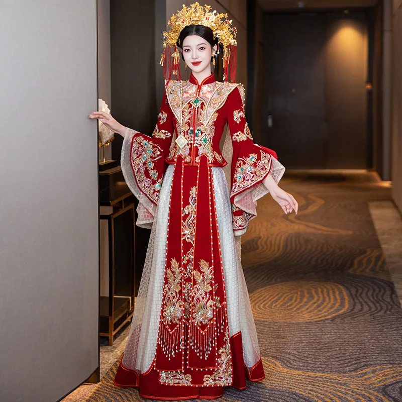 Bride Xiuhe 2024 New Autumn New Chinese Wedding Dress Wedding Dragon and Phoenix Coat Toasting Wedding Dress