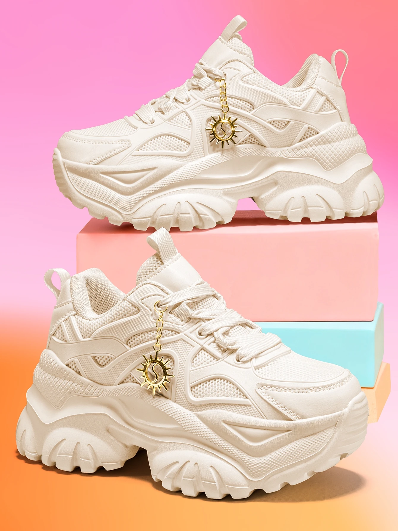 Women's Outdoor All-Season Eva Lightweight Thick-Soled Shoes with a 7cm Height Increase, in Off-White Color, Paired with a Detachable Gold Sun Chain Accessory