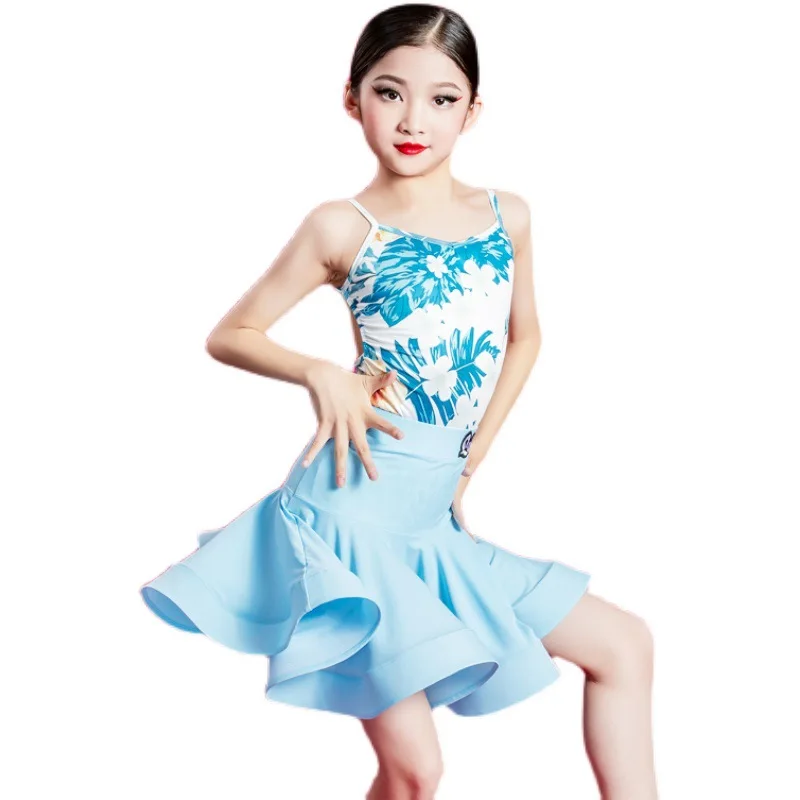 Op maat gemaakt Latin danspak Oefenjurk Professionele wedstrijdprestatiejurk voor meisjes Blauw bedrukte top en rok