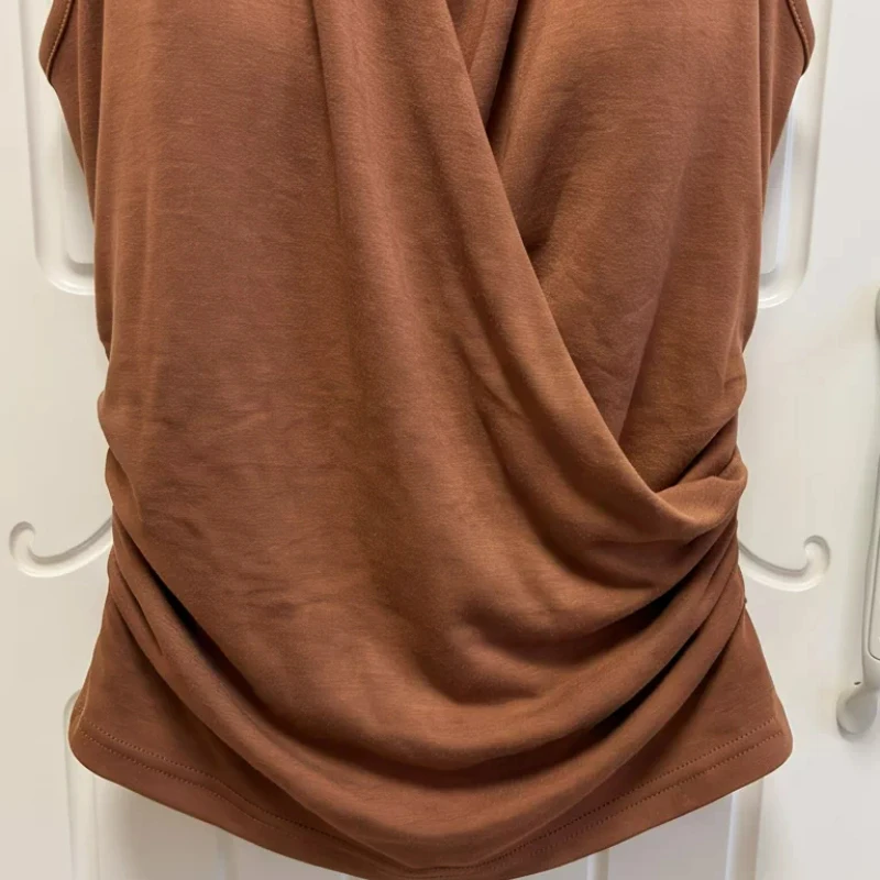 French Retro Design Caramel Halter Women's Sling Vest 2026 Summer New Sweet Cool Versatile Thin Backless Sleeveless Top Ladies