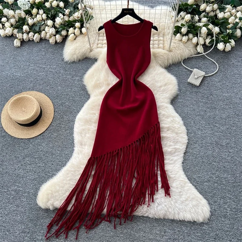 Quasten-Tanktop-Strick-Sommerkleid, O-Ausschnitt, ärmellos, elastisch, Maxi, einfarbig, atemberaubend, Boho-Strand, langer Stil für Damen, Sommerurlaub, Resort