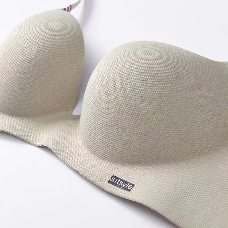 Reggiseno sexy ispessito per studentessa di biancheria intima senza traccia di un pezzo con reggiseno senza anelli in acciaio commercio estero caldo