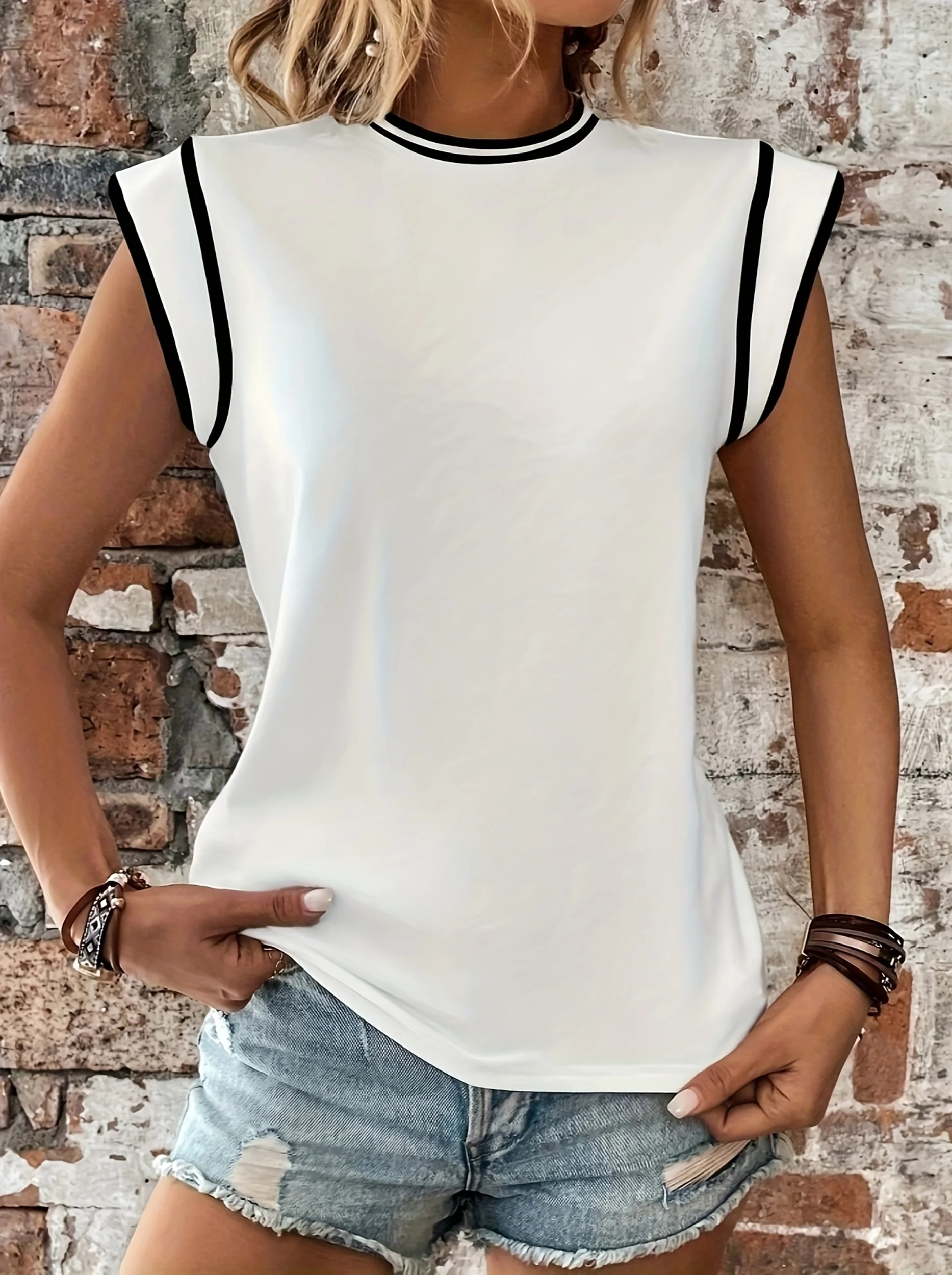 Thumbnail 4 - #85 Best Womens Graphic Print Tees to Buy In 2026