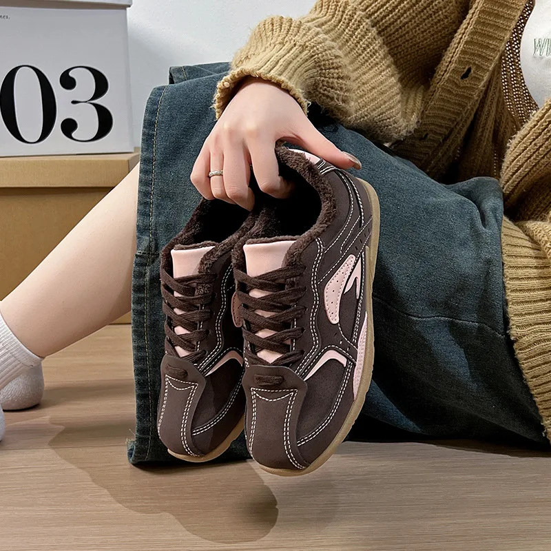 

Ladies Vulcanized Shoes Are Fashionable Comfortable and Add Velvet Trendy New Sports Versatile Casual Board Shoes