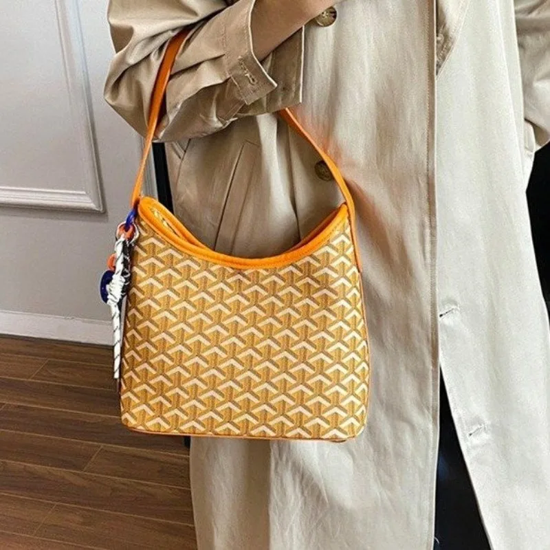 Borsa femminile a tracolla versatile Design raffinato Viaggio casual Elegante stile Maillard regolabile Nuovo modello 2025 Splendido