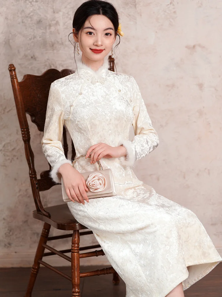 

New Chinese Sle Diamond Velvet White Thiened Daily Wear Long Sve Long Dr Warmth Comfortable Traditional C...