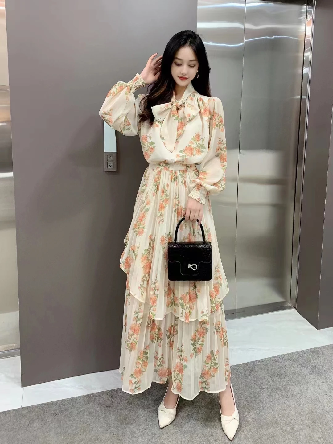 New Spring Autumn Women Sweet Floral Skirt Suits Long Sleeve Chiffon Shirt And Double layered Pleated Long Skirt Two Piece Set