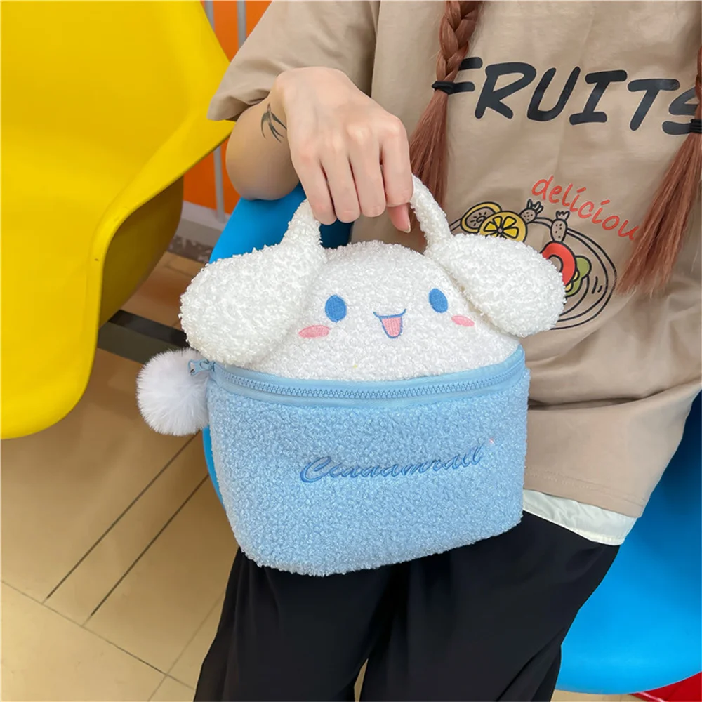 Anime Sanrio Hello Kitty borsa cosmetica in peluche Cinnamoroll Kuromi My Melody borsa per il trucco borse per la conservazione dei viaggi peluche