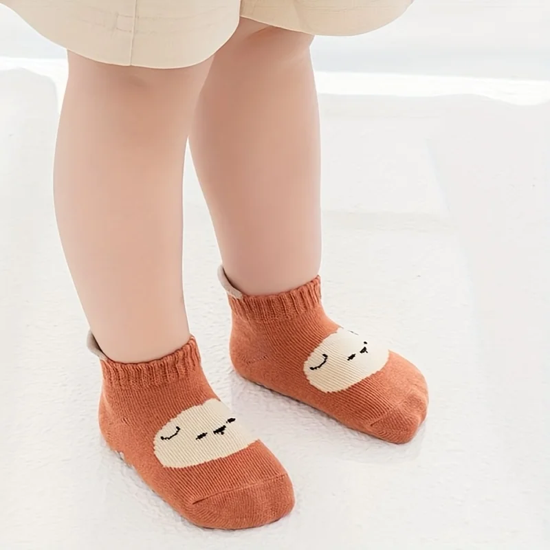 6 pairs of boys and girls' anti slip socks with cute cartoon animal patterns, comfortable and breathable baby floor socks