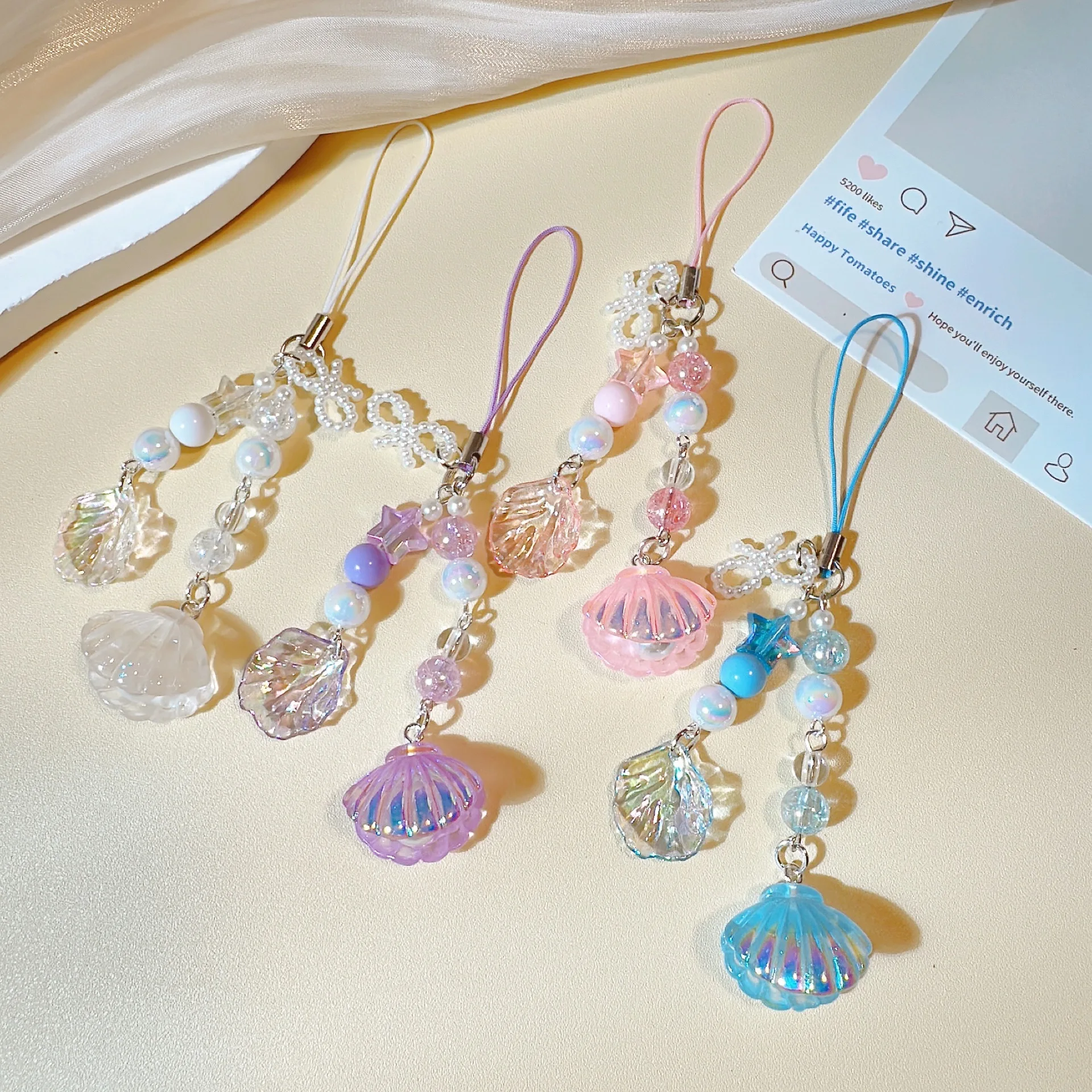 

Laser Ferry Color Pearl Shell Dreamy Ocean Wind Bead Hanging Rope Sweet and Versatile Personalized Backpack Hanging Accessory