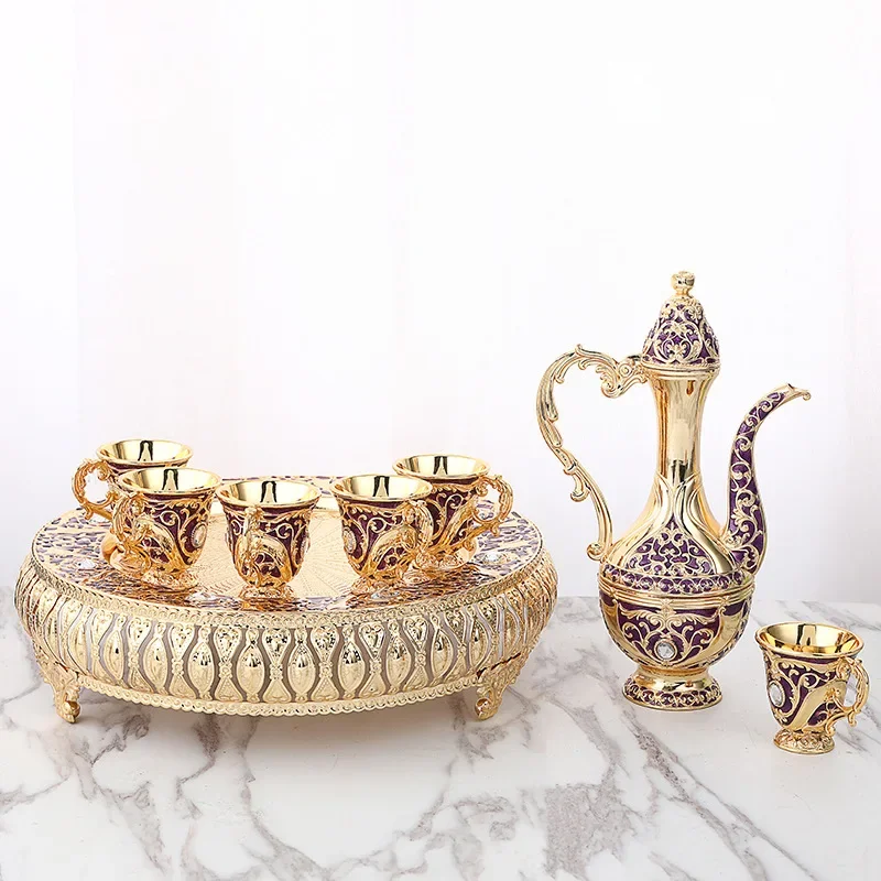 

European Style Wine Glass Small Liquor Pot Wine Distributor Household Drinking Utensils with High Plate Vintage Wine Glass Gift