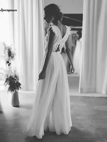 Simple Boho V-neck Sexy Open Back Button Lace Appliques Jumpsuit Wedding Dress Chiffon Bridal Gown Short Top Vestido Customized