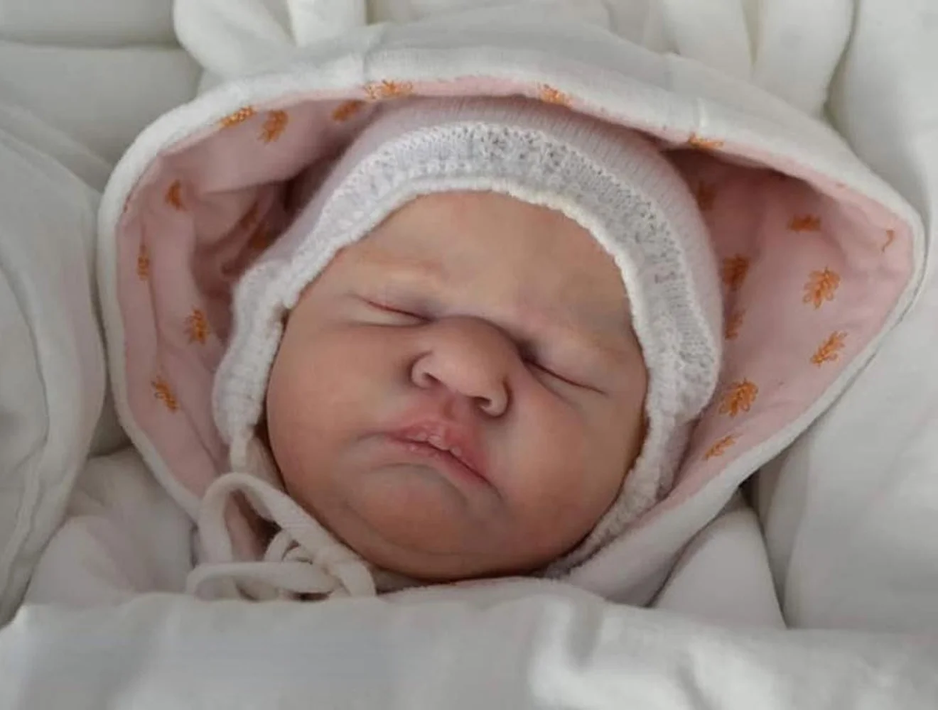 18Inch Reborn Doll Kit Romilly Limited Edition Lifelike Soft Touch Unfinished Doll Kit with Body Unpainted Bebe Reborn Kit