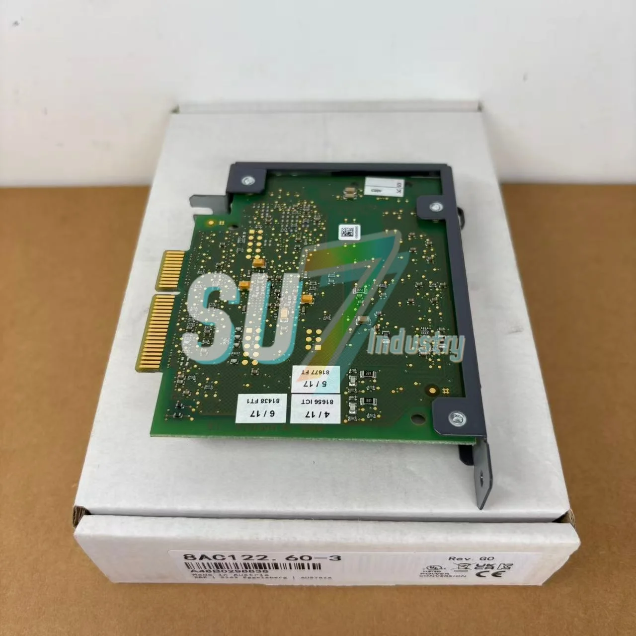 Modulo PLC 8AC122.60-3 Modulo PLC 8AC110.60-3 Modulo PLC 8AC131.60-1 nuovo in scatola
