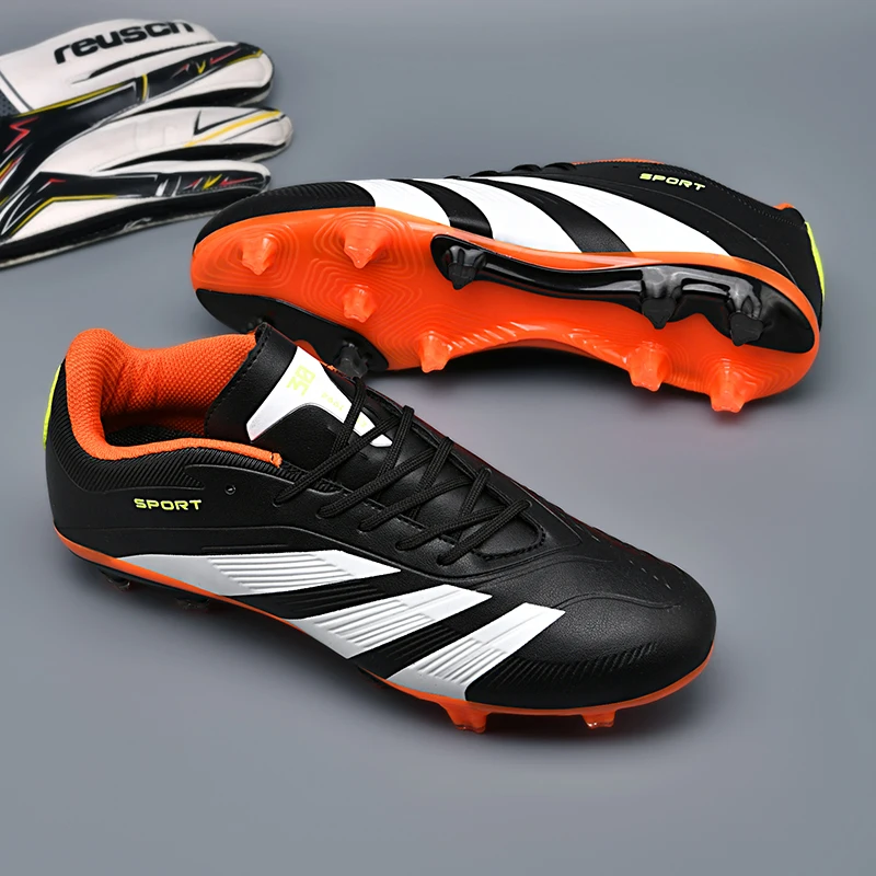 

2025Новые удобные повседневные футбольные бутсы Golden Boot с длинными заклепками и сломанными ногтями35-45Высококачественные спортивные бутсы для пар