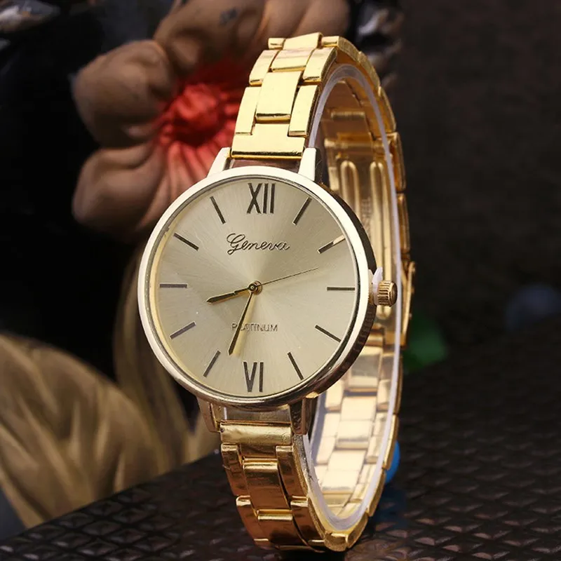 Tendencia de lujo para mujer, reloj dorado de cuarzo con diamantes de imitación, femenino