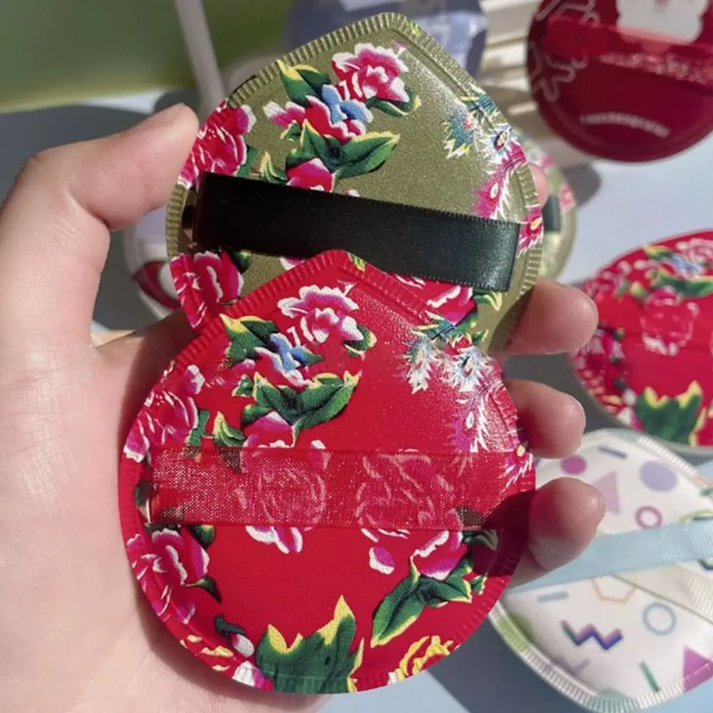 Puder w płatkach do stosowania na sucho i na mokro, poduszka powietrzna, dwufunkcyjny, lekki, grubość 4 mm, miękki korektor do makijażu, przenośny, elastyczny, kosmetyk typu marshmallow.