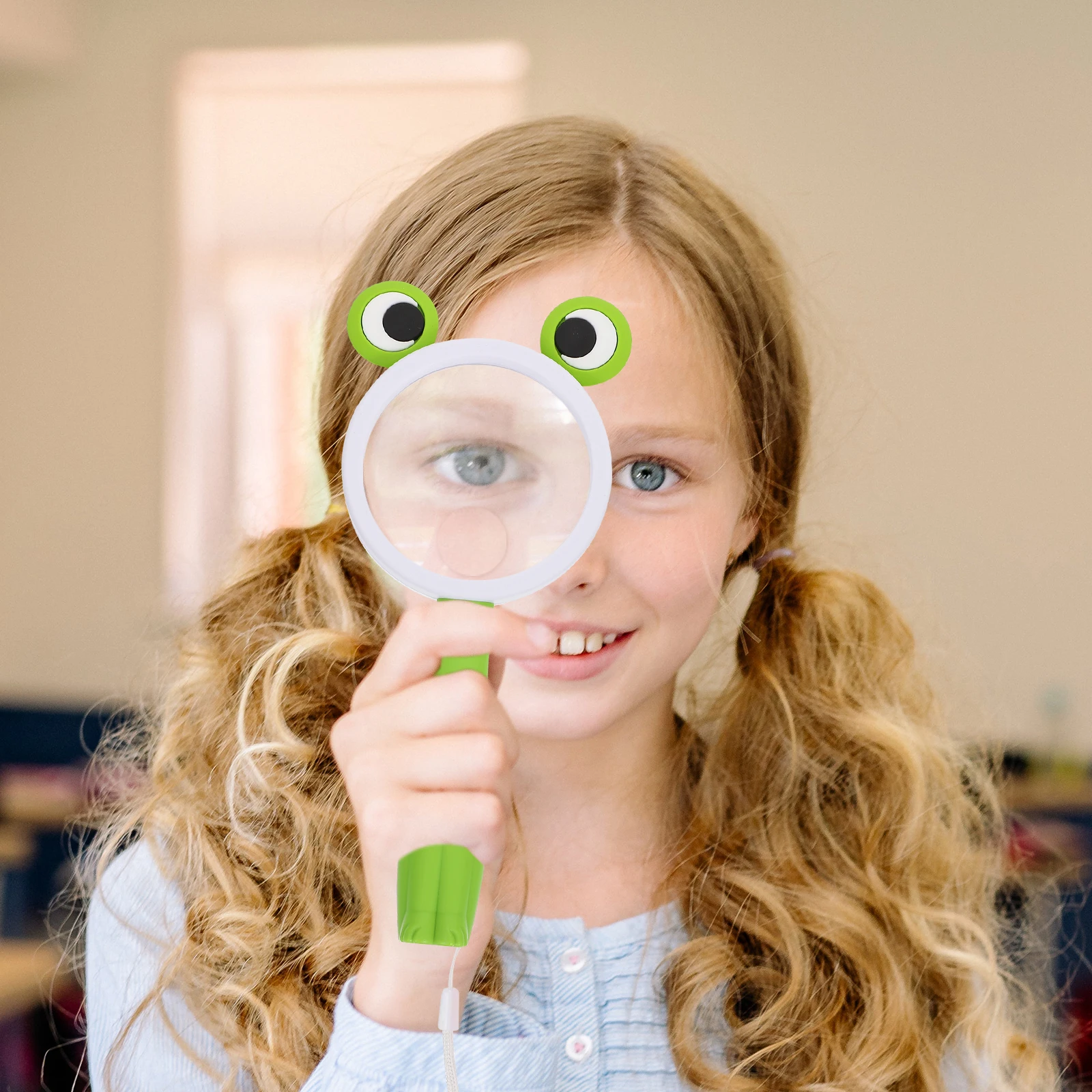 

Handheld Animal Magnifying Glass Durable Acrylic Lens Portable Kids Observation Tool Lightweight Cartoon Design