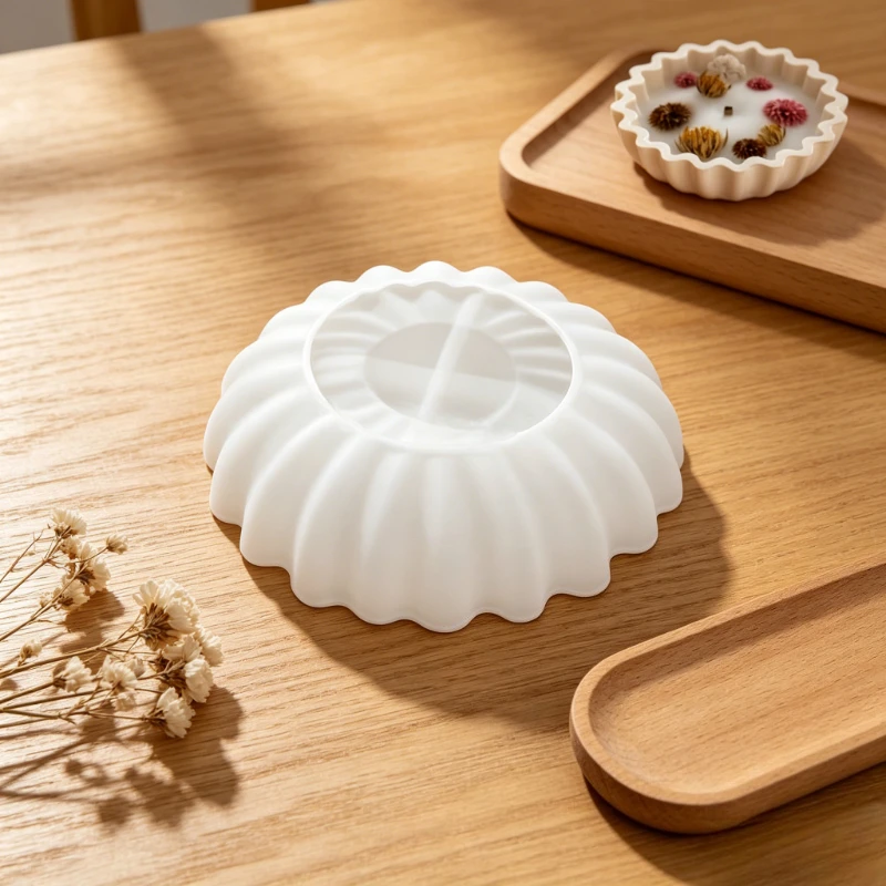 Candle Silicone Mold Origami Ripple Edge Circular Dish Mould, Multi-Purpose for Candle Cup, Storage And Gypsum Decoration