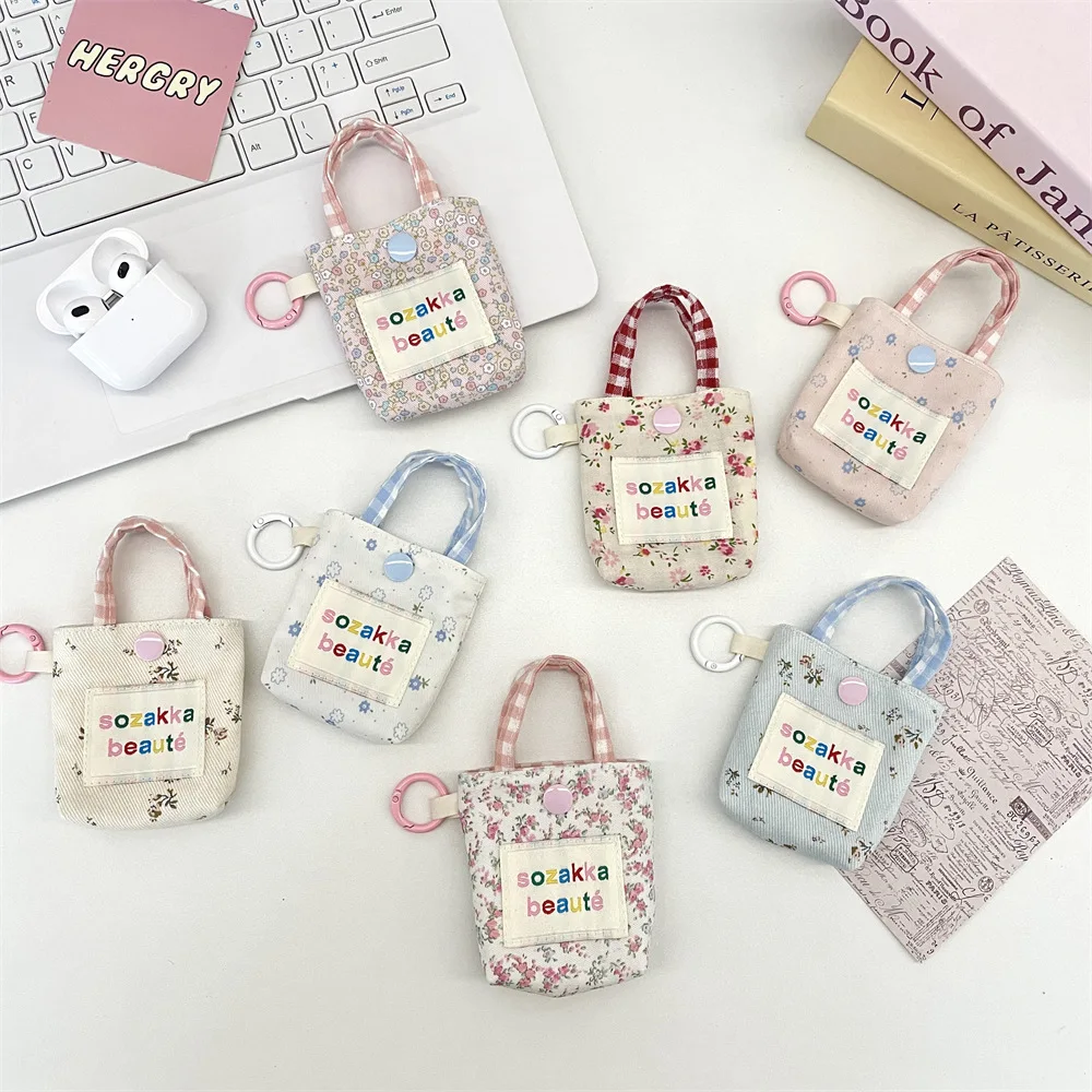 Dompet Koin Mini Lucu Manis Berenda Motif Bunga Warna Pink Biru, Casing Pelindung Headphone, Tas Penyimpanan Kecil Portabel untuk Wanita