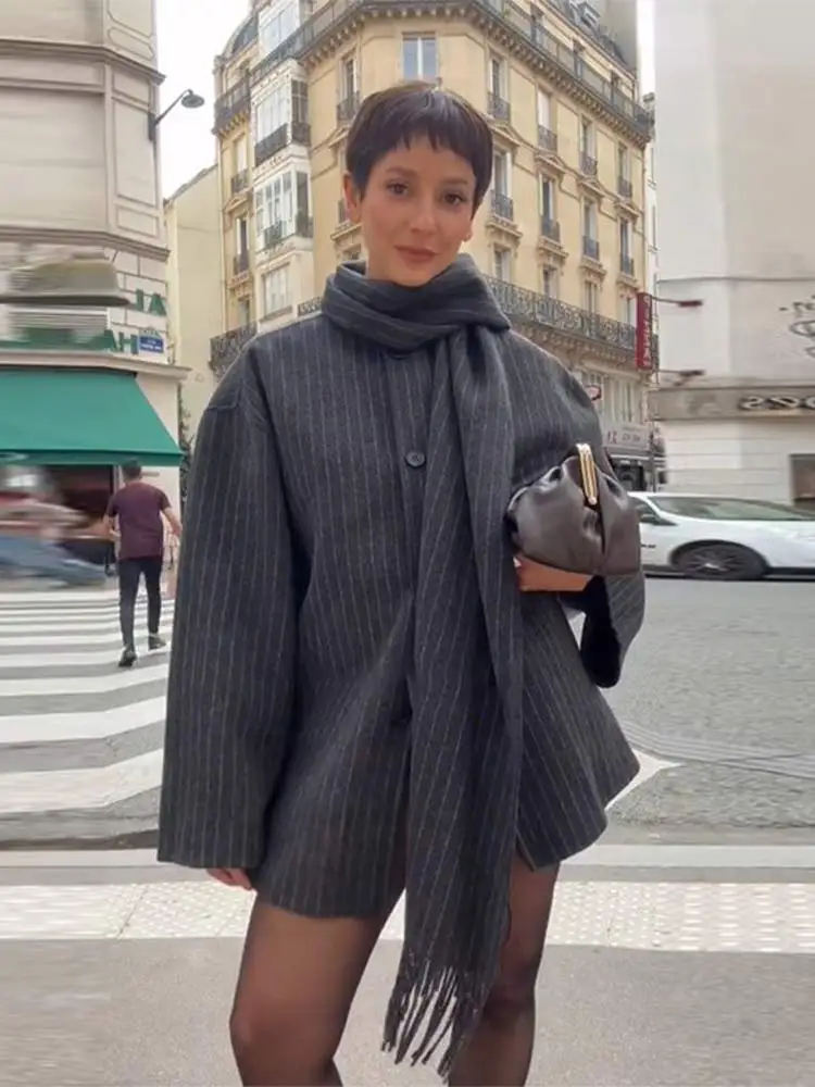 Chaqueta de traje a rayas con bufanda para mujer, abrigo elegante de manga larga con botonadura única, moda Popular, prendas de vestir de otoño, 2024