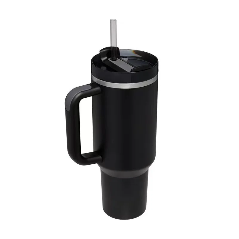 Nueva taza aislada de coche de acero inoxidable de moda