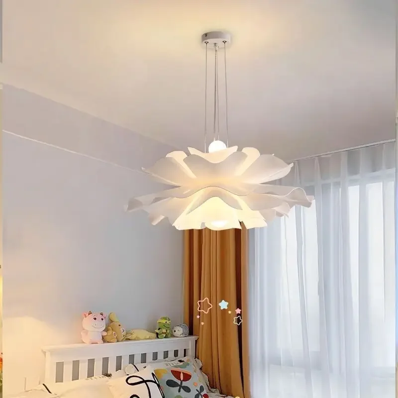 Modern Flower Led Pendant Light Nordic Bloom Design Lotus Hanglamp Living Room Decor Home Bedroom Kitchen Petal White Chandelier