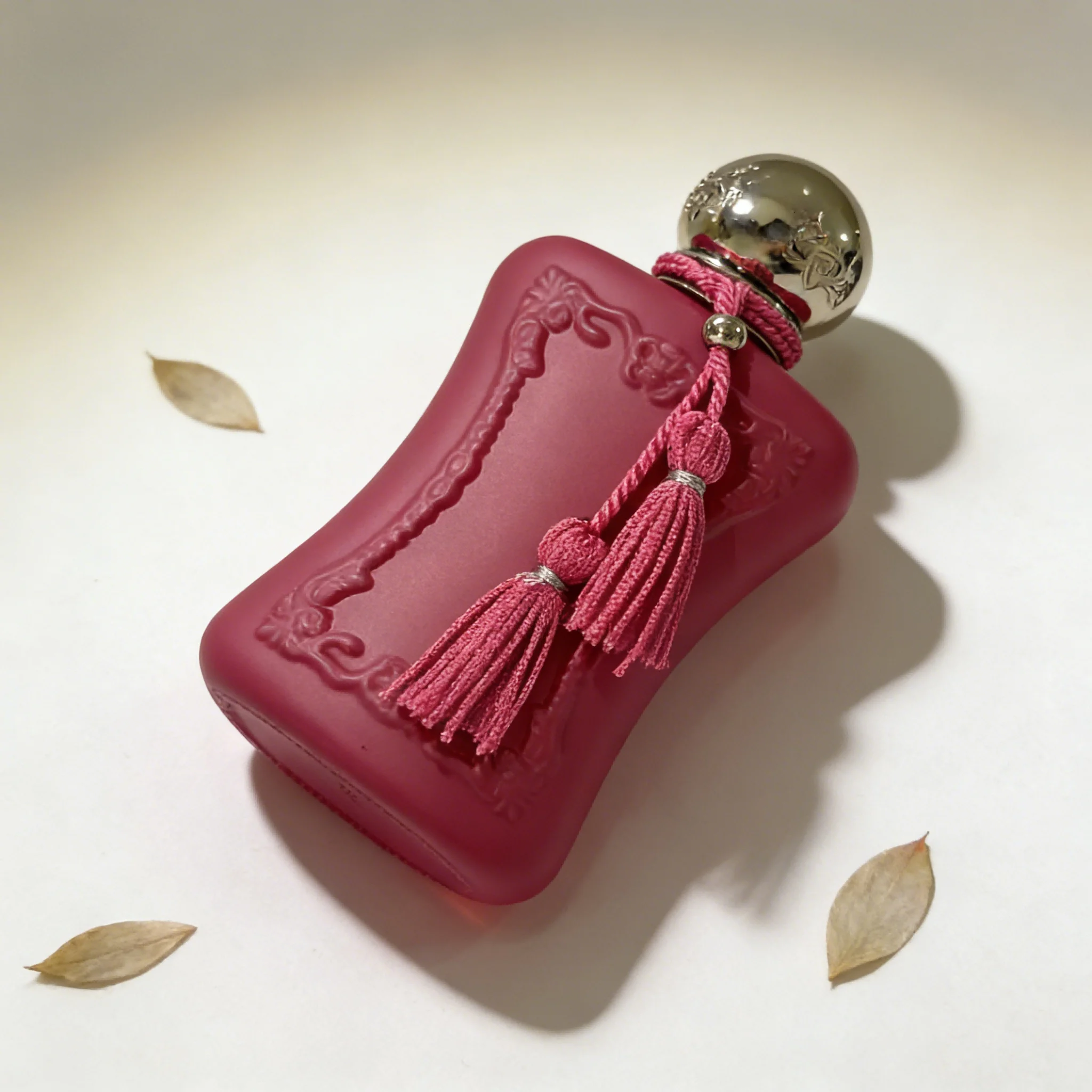 ORIANA ROYAL ESSENCE Women's Eau De Parfum, Bold Red Fruit and Woody Aroma with Sandalwood Base, Elegant All-Day Wear Scent