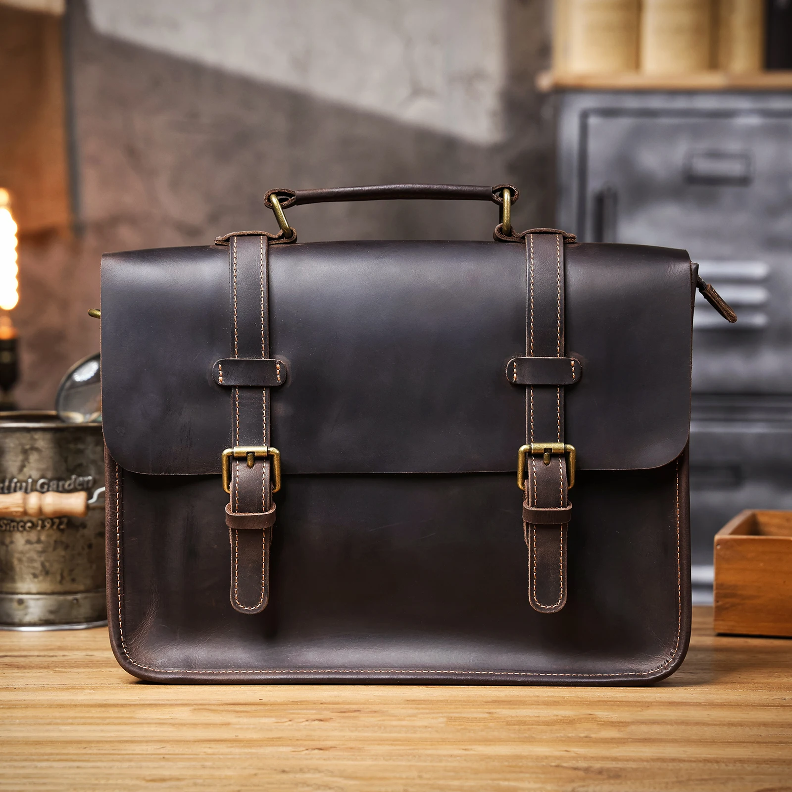 Vintage handgefertigte Aktentasche aus Crazy-Horse-Leder für Herren, echte Leder-Umhängetasche, Dual-Use-Laptop-Rucksack – Detail 8