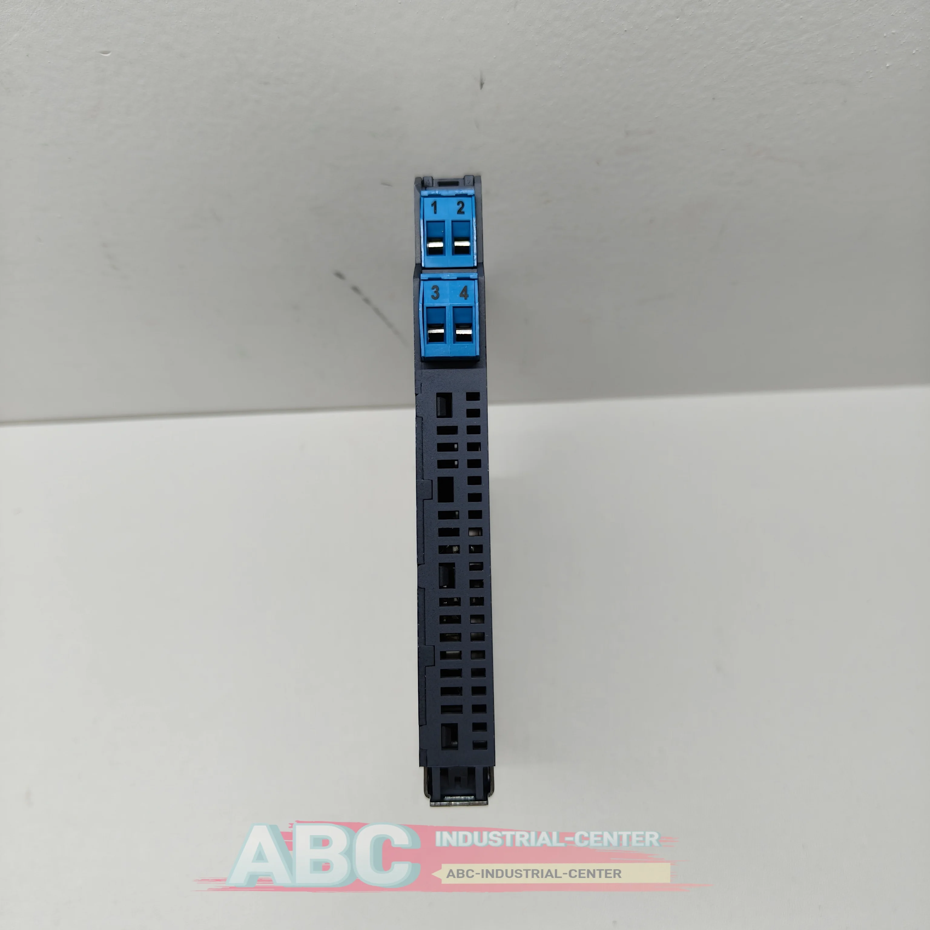 NPEXA-CM31 حاجز أمان المعزل الجديد