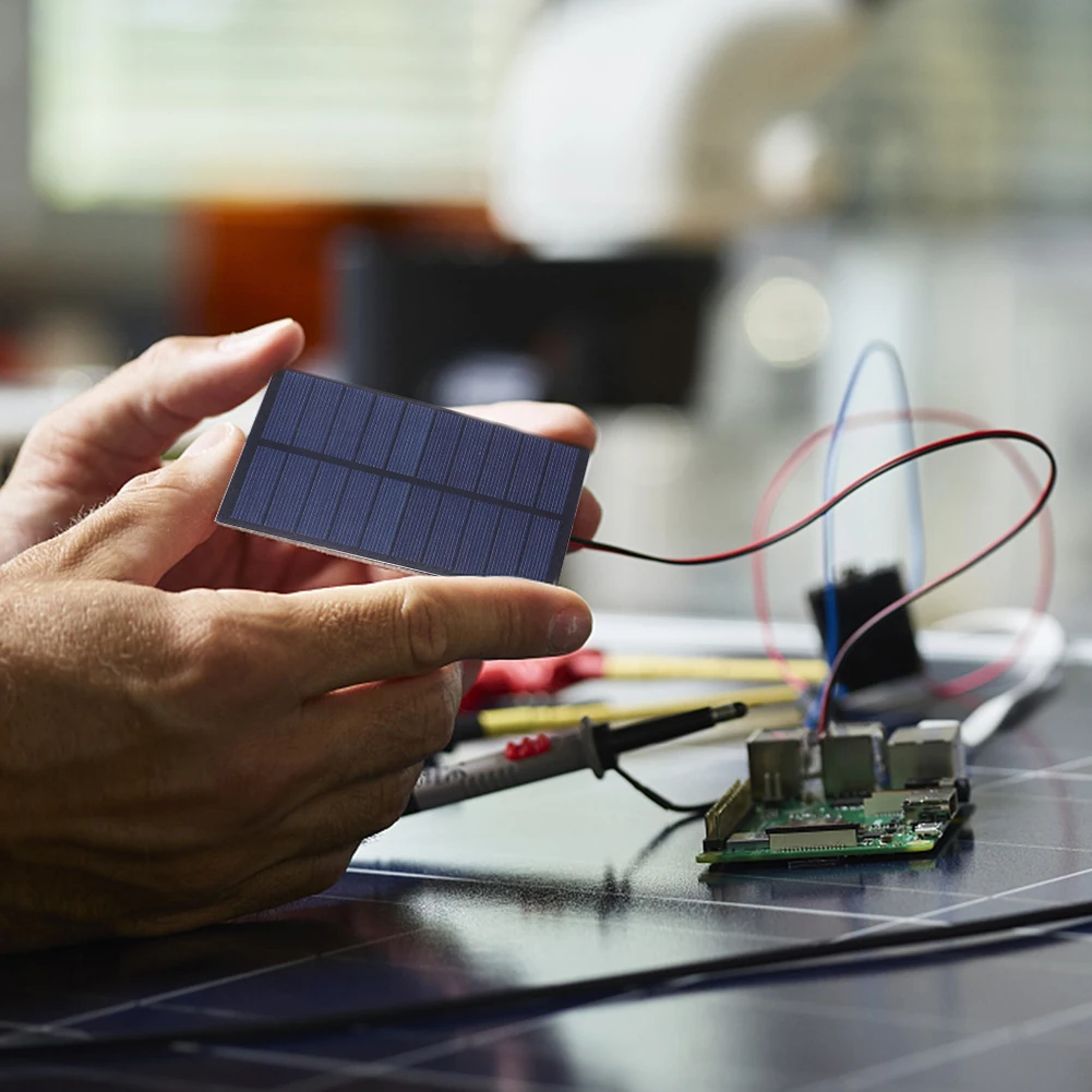 1-5 قطعة لوحة شحن الطاقة الشمسية الشمسية الايبوكسي شاحن الخلايا المحمولة لوحة طاقة شمسية الهاتف قوة البنك ل 3.6-5 فولت اللوحي لوحة الألعاب الشمسية