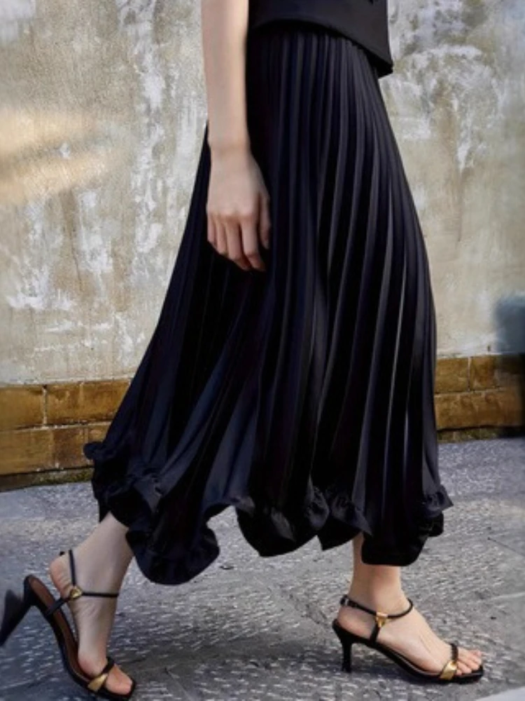 

Black petal skirt temperament medium and long skirt pleated skirt women's clothing Mogodo size new a-word skirt looks thin