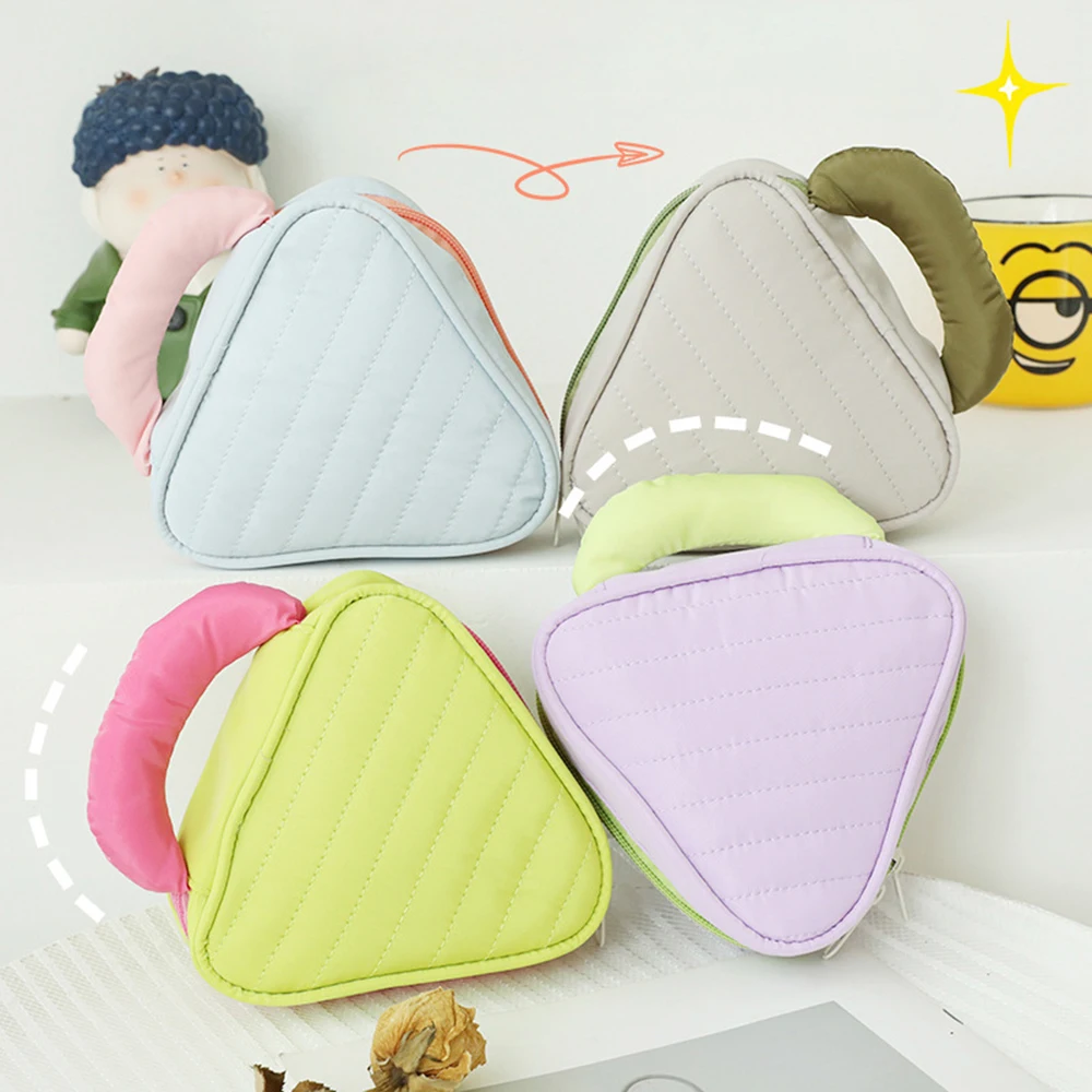 Women Makeup Bag Travel Cosmetic Pouch Mini Triangle Toiletries Box Organizer With Zipper Kawaii Beauty Case Accessories 2023