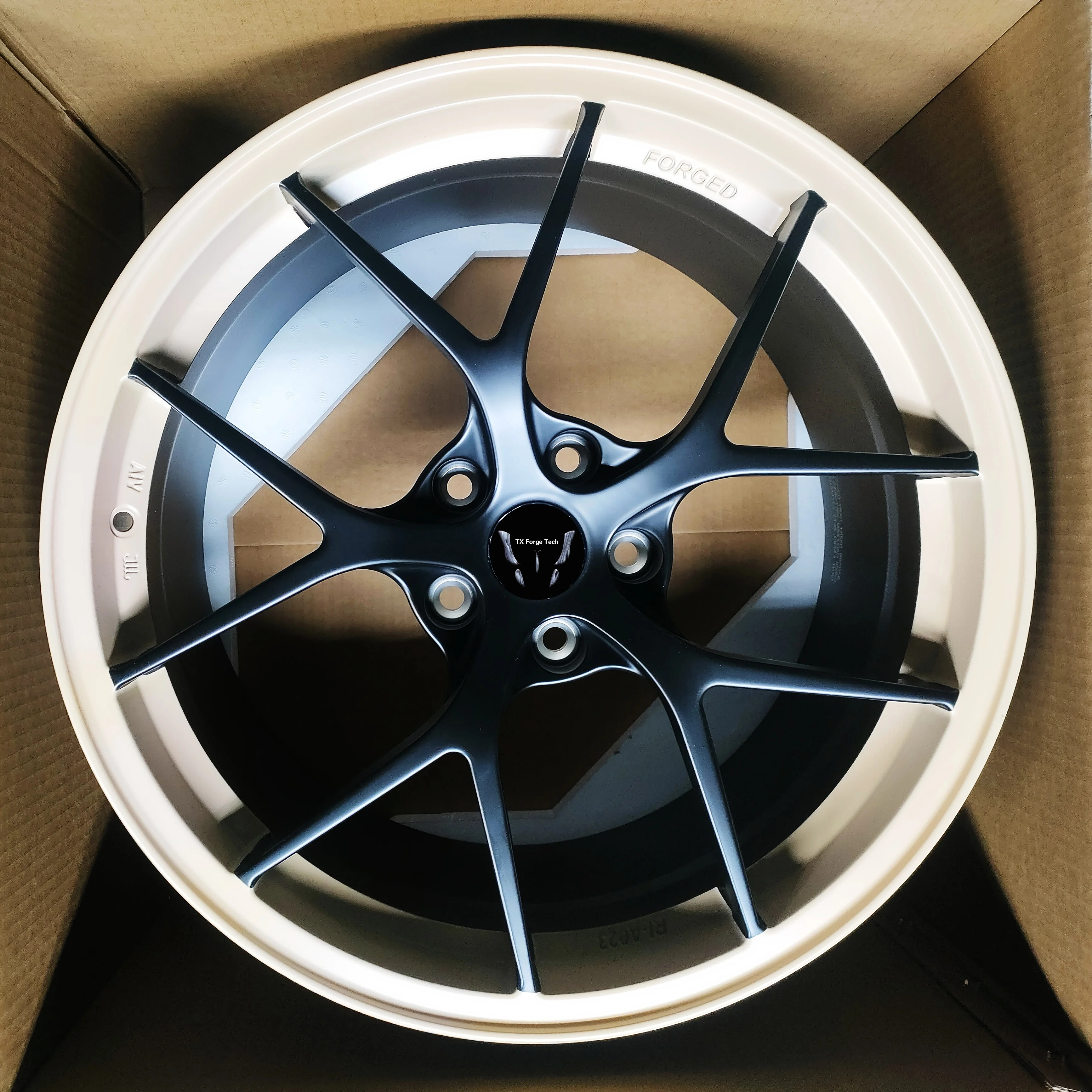 Source Factory 6061 T6 Forged Wheel 17-24 Inch Rims 5x114.3 5x112 New Condition 30mm ET for Passenger Car Wheels