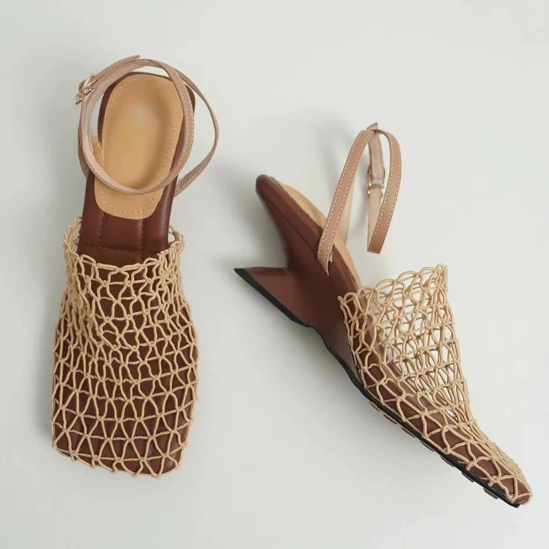 Tecer malha sandálias de salto feminino gladiador oco sapatos de salto alto 2026 verão dedo do pé quadrado estilingue tendência praia férias calçado