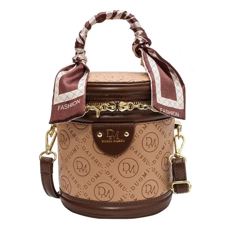 

Premium Texture Small Bag Women's Spring and Summer Niche Design Messenger Bag Popular Women's Portable Bucket Bag Fashionable