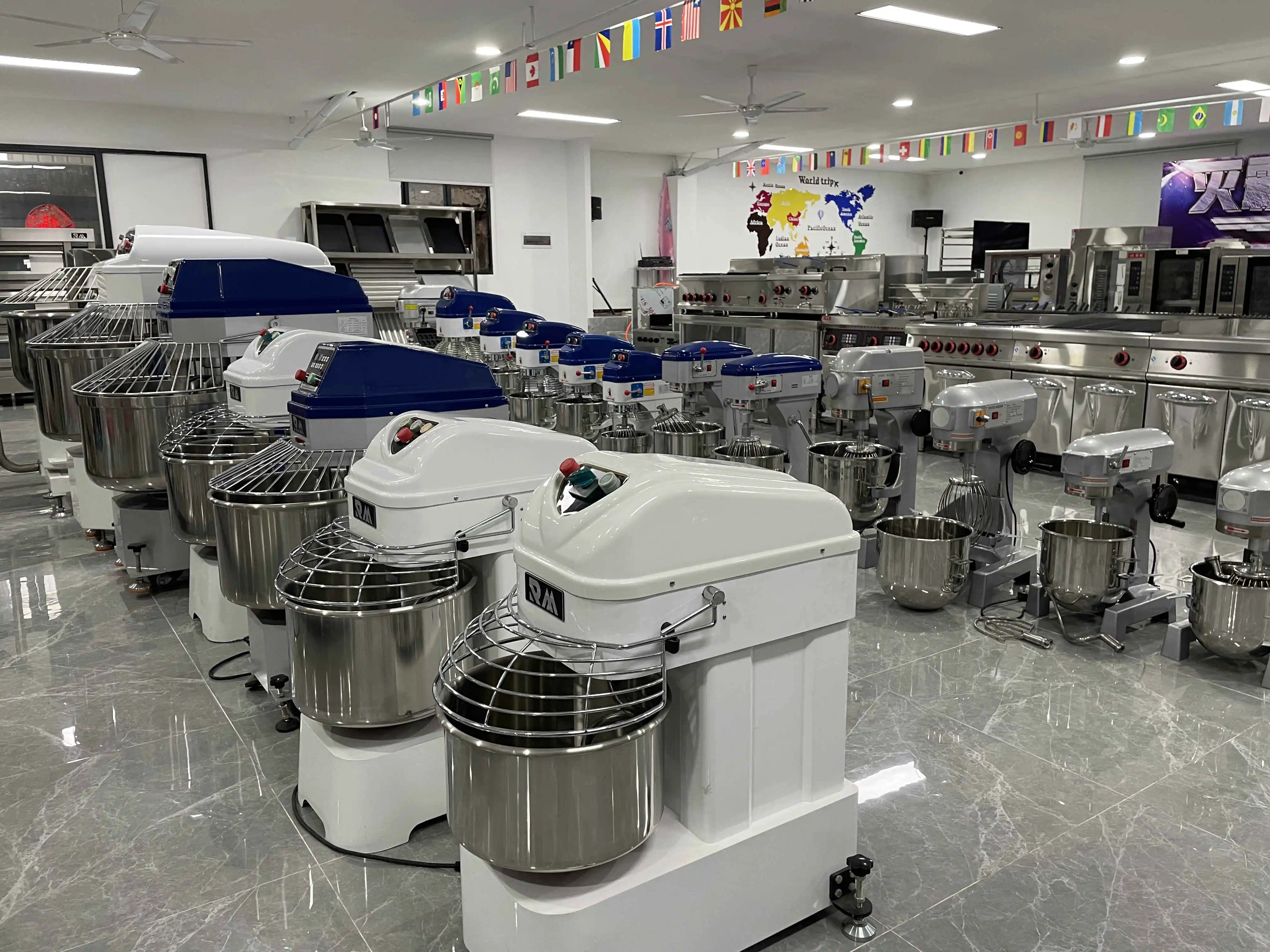 25kg Bread Mixer Machine Commercial Dough Mixer 75kg 100 Kg Cake Mixer Industrial Flour Kneader