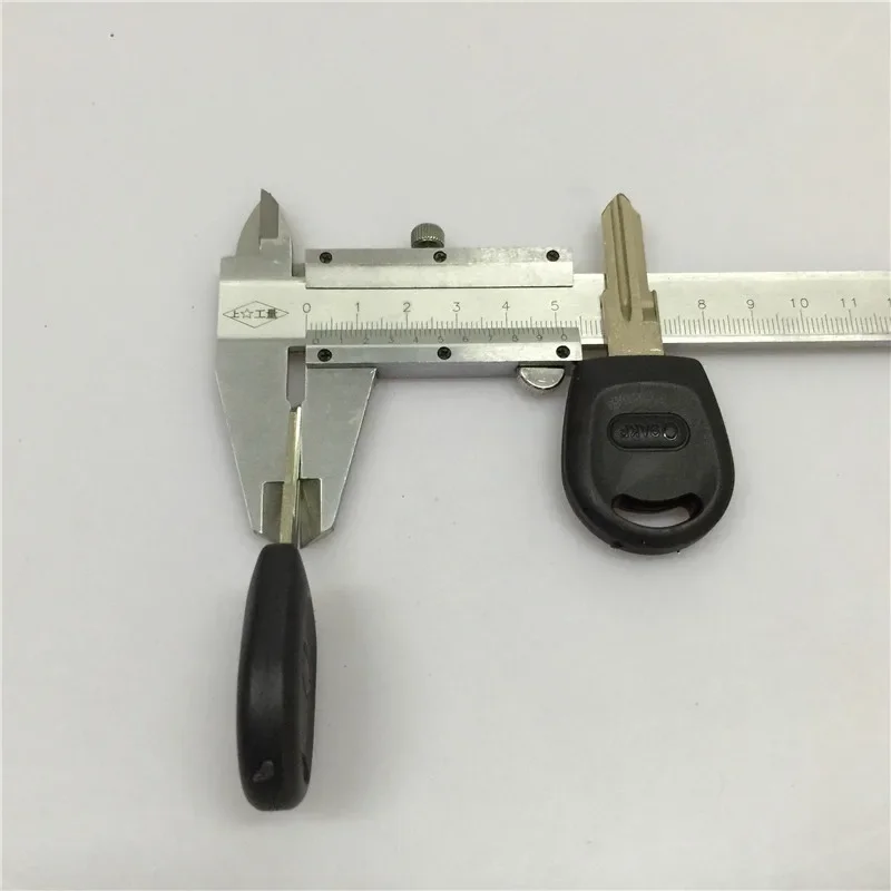 STARPAD Per Chery QQ chiave pizza / embrione chiave auto all'ingrosso / D-050 spedizione gratuita 5 PZ