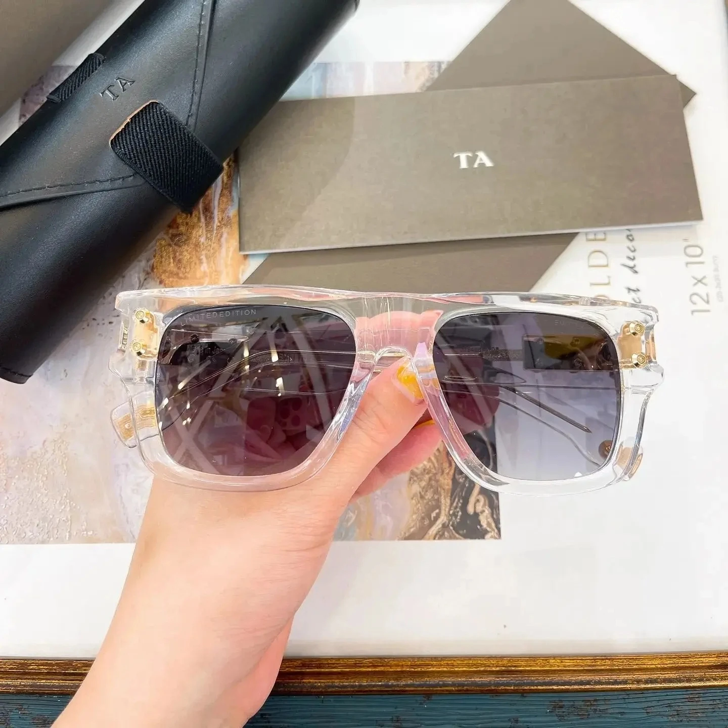 

Authentic For DIYTA DT EMITTER-ONE DTS418-A Luxury Men Women Sun Glasses Popular LIMITED EDITION Male Couple Eyewear With Box