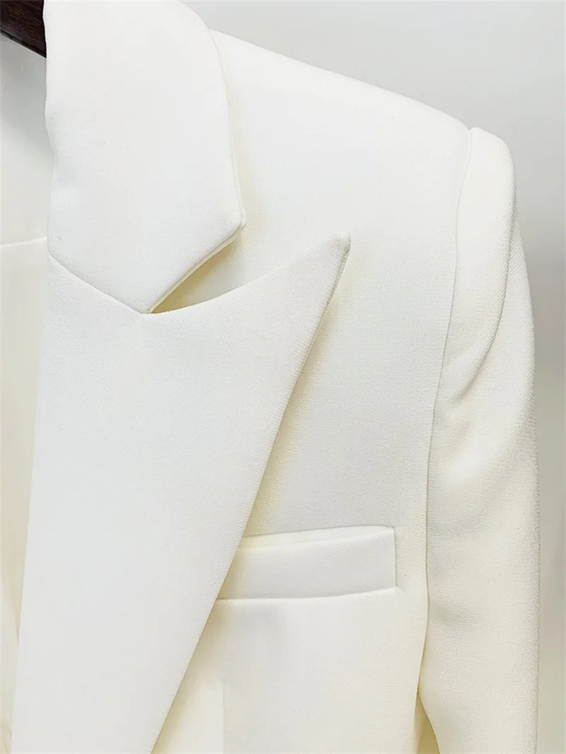 Blazer feminino branco único fivela manga comprida, indústria pesada, terno de miçangas de unhas, top de comprimento médio, lapelas pico, elegante, mais novo em estoque