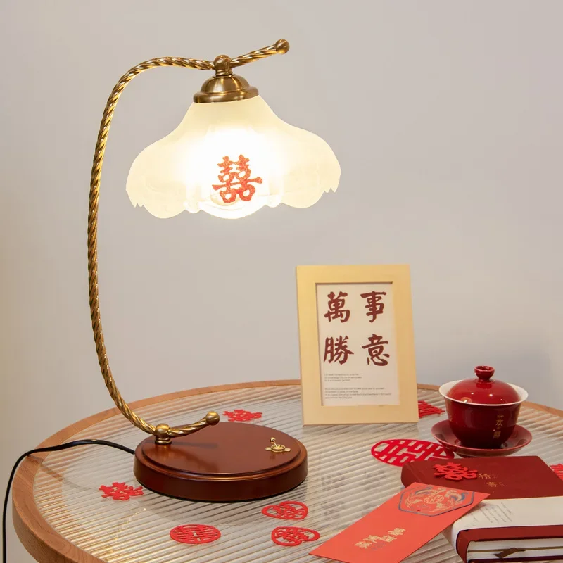 مصباح مكتبي للشحن حديثي الولادة، مصباح بجانب السرير يعمل باللمس، مصباح Everbright احتفالي قديم في غرفة النوم، هدايا وهدايا المهر الزفاف