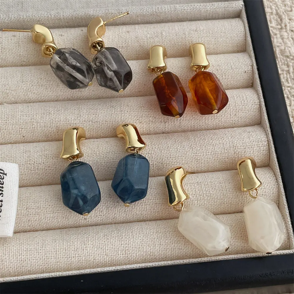 Stud Earrings Amber Irregular Geometric Resin Lightweight Vintage Maillard Style Retro Chic Daily Jewelry Women